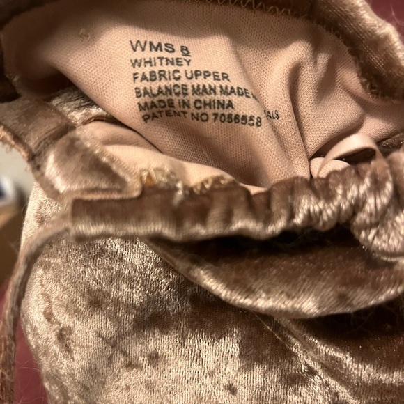 Pink faux velvet boots with laces - Picture 5 of 5